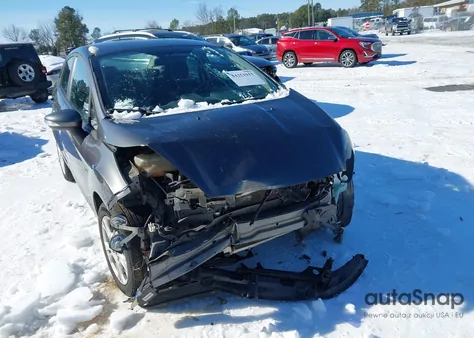 2015 Ford Fiesta Se z USA, uszkodzony, nr VIN 3FADP4BJ0FM163530